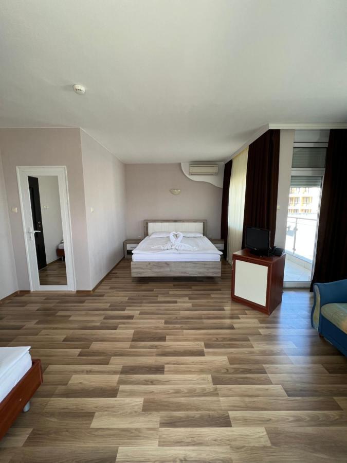 Hotel Incognito Pomorie פומורי מראה חיצוני תמונה