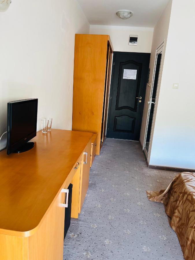 Hotel Incognito Pomorie פומורי מראה חיצוני תמונה
