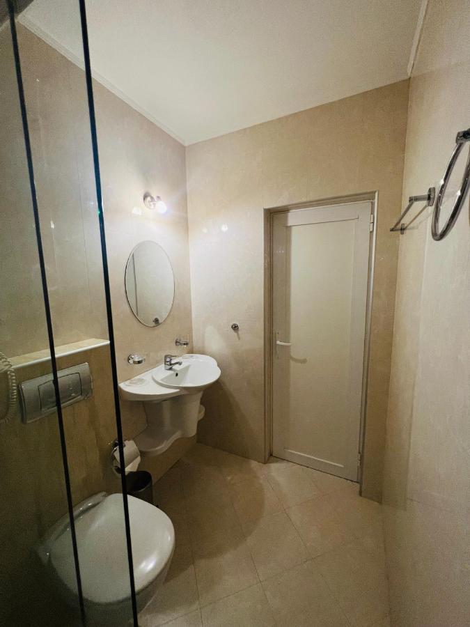 Hotel Incognito Pomorie פומורי מראה חיצוני תמונה